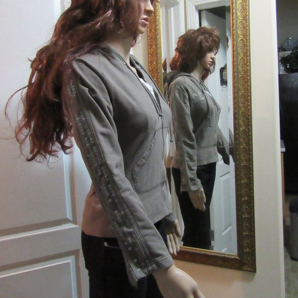 Hoodie Dark Green Garages size small - Picture 1 of 7